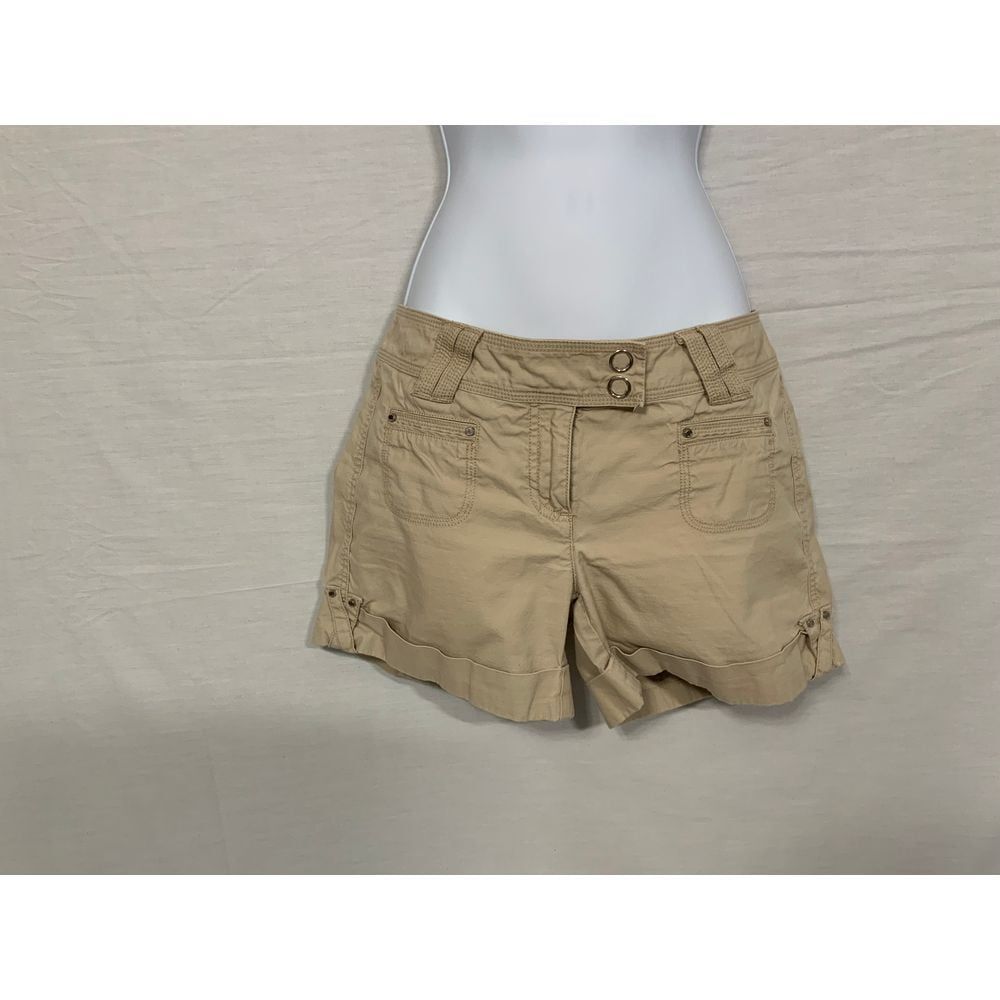 White House Black Market Khaki Shorts size 0